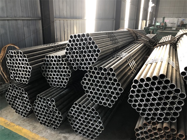 临夏小口径厚壁无缝钢管